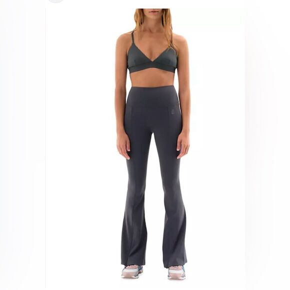 P.E Nation Full Force flared Leggings with split hem zip dark shadow gray NWT. M - Picture 12 of 13